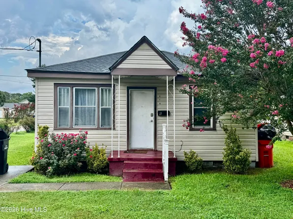616 Cardwell Street, Elizabeth City, NC 27909