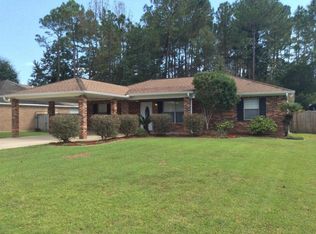 1717 Stillwater Dr, Gautier, MS 39553