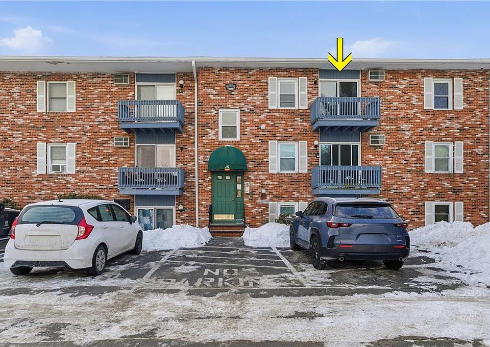 1st image of 200 Manville Hill Rd APT 41