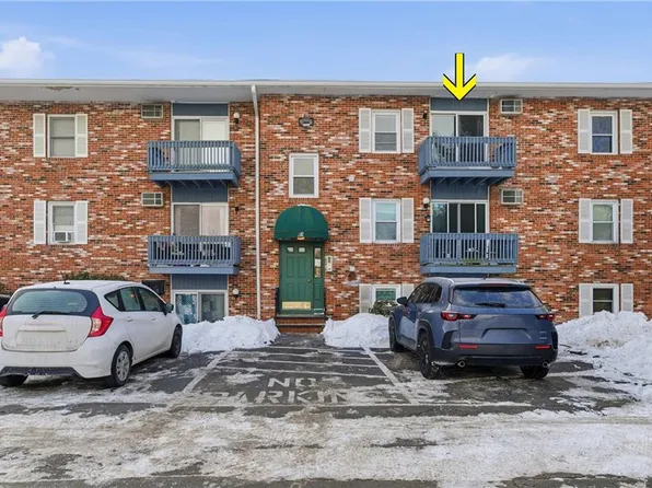 200 Manville Hill Rd APT 41, Cumberland, RI 02864