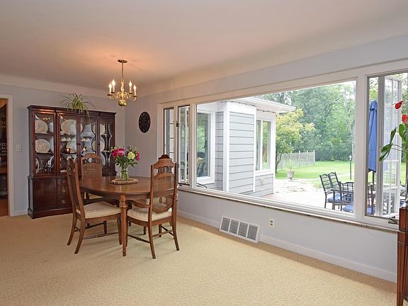 4th image of 6753 High Meadows Dr