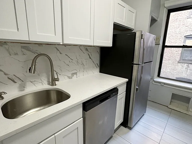 114-Glenwood Hill, LLC — Photo 1