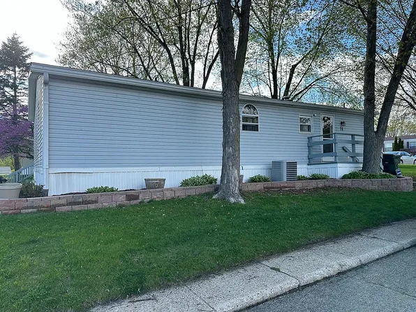 76 Hollywood Dr #313, Madison, WI 53713