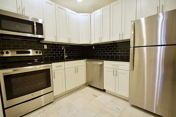 Rented by Compass | media 6