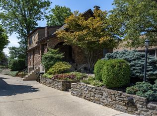 34 W Crittenden Ave, Fort Wright, KY 41011
