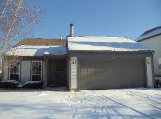 661 Packard Dr, Elgin, IL 60120