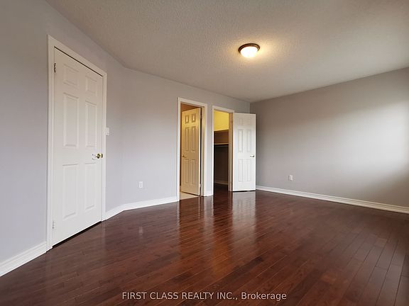 5th image of 279 River Ridge Blvd