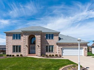 1121 Westminster Ln, Munster, IN 46321