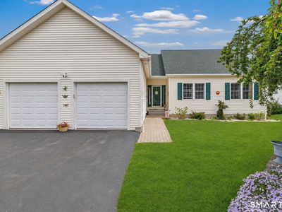 18 Hickory Hill, Shelton, CT, 06484