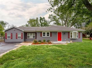3505 Chapel Ln, New Albany, IN 47150