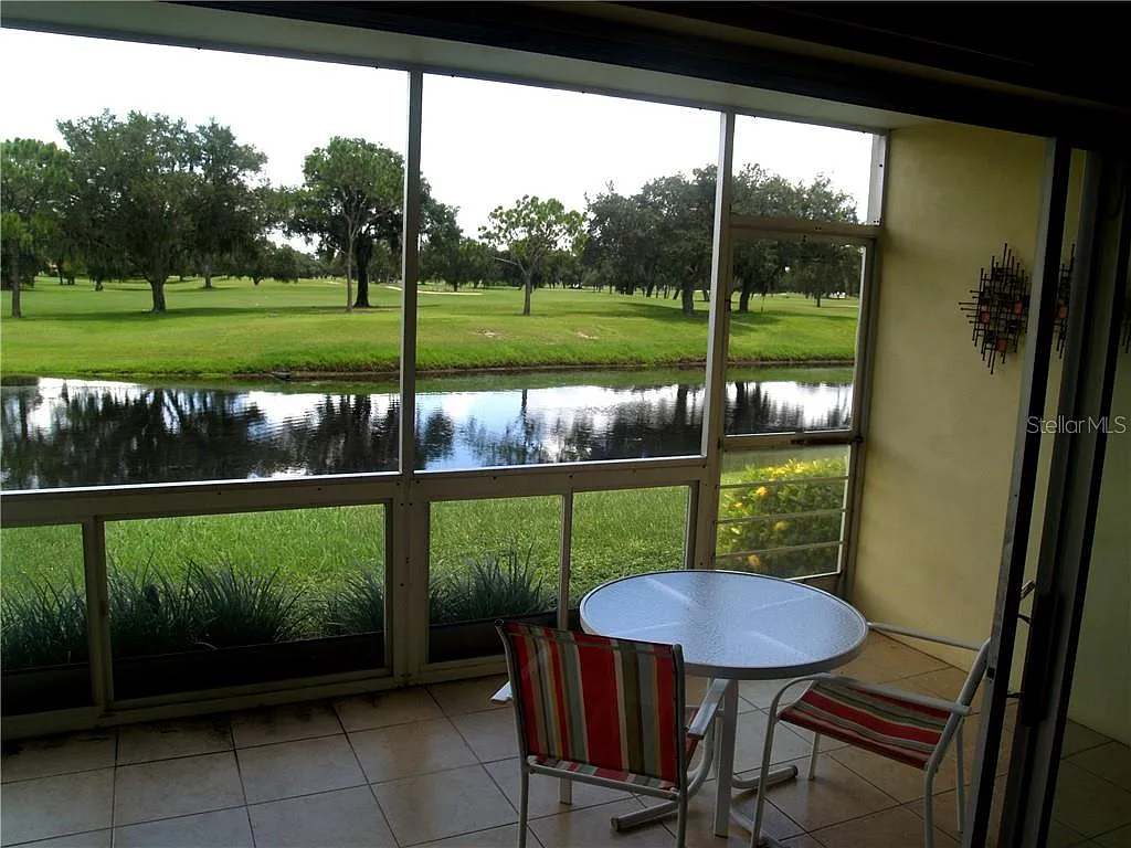 3 bed, 2.0 bath, 1444 sqft, $3,200 — Photo 4