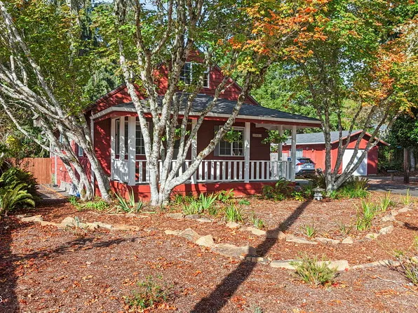 2957 NE West Devils Lake Rd, Lincoln City, OR 97367