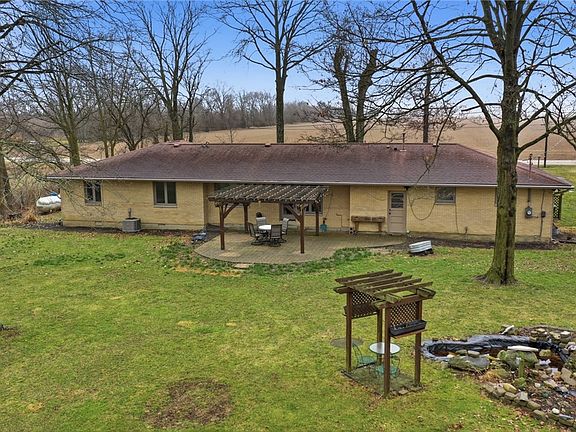 3rd image of 4407 Sweet Potato Ridge Rd