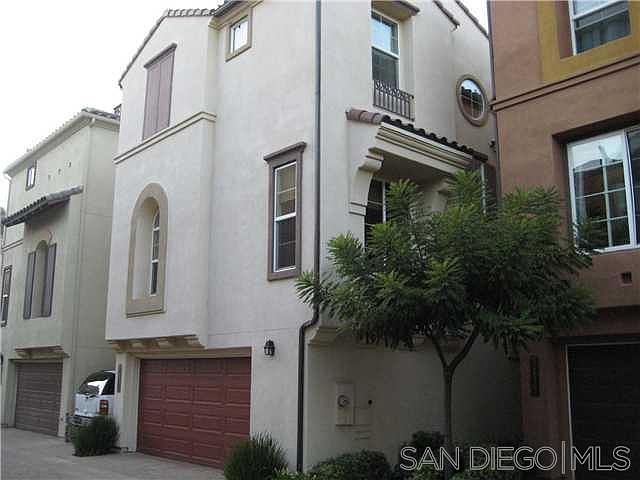 1st image of 2843 Villas Way