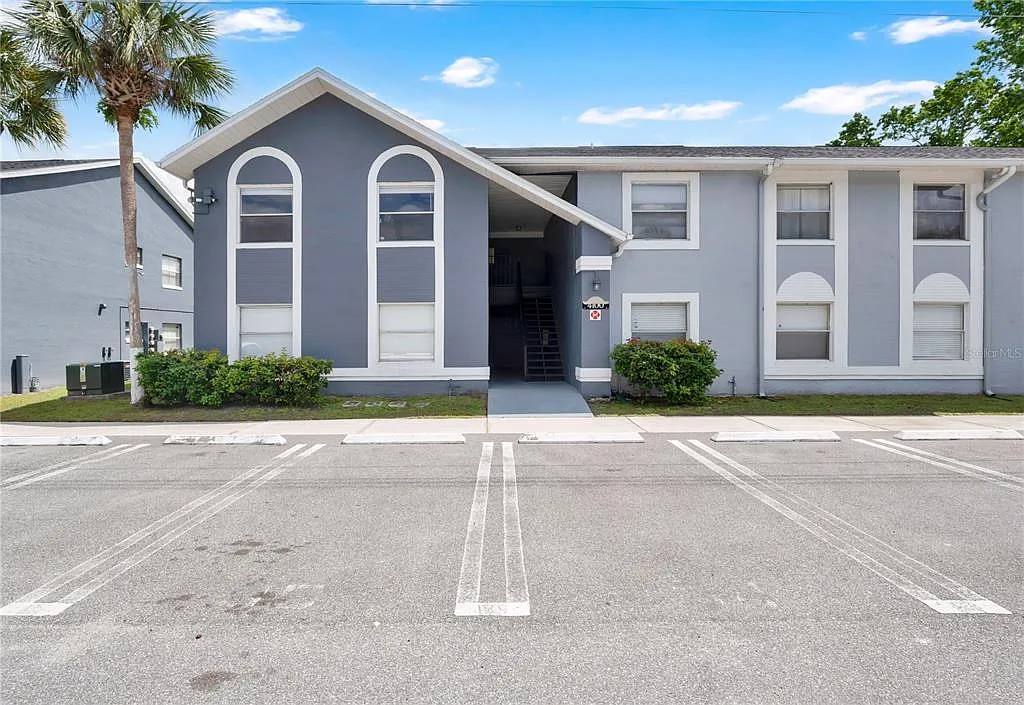 2 bed, 2.0 bath, 1006 sqft, $1,600 — Photo 1