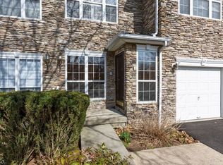 41 Musket Dr, Bernards Township, NJ 07920