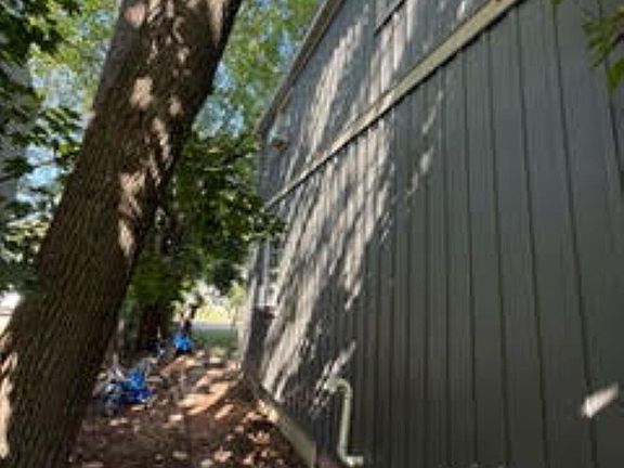 5th image of 1129 23rd Ave #1131