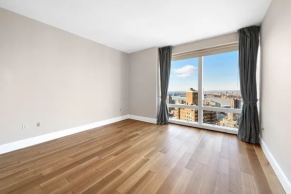 Rented by Corcoran | media 6