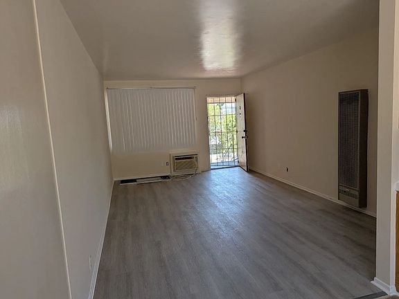 2nd image of 1365 Orange Grove Ave #8