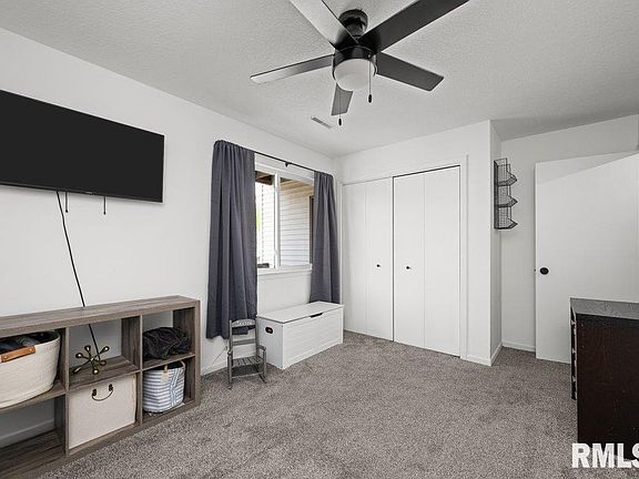 5th image of 4186 Fairview Dr APT 6