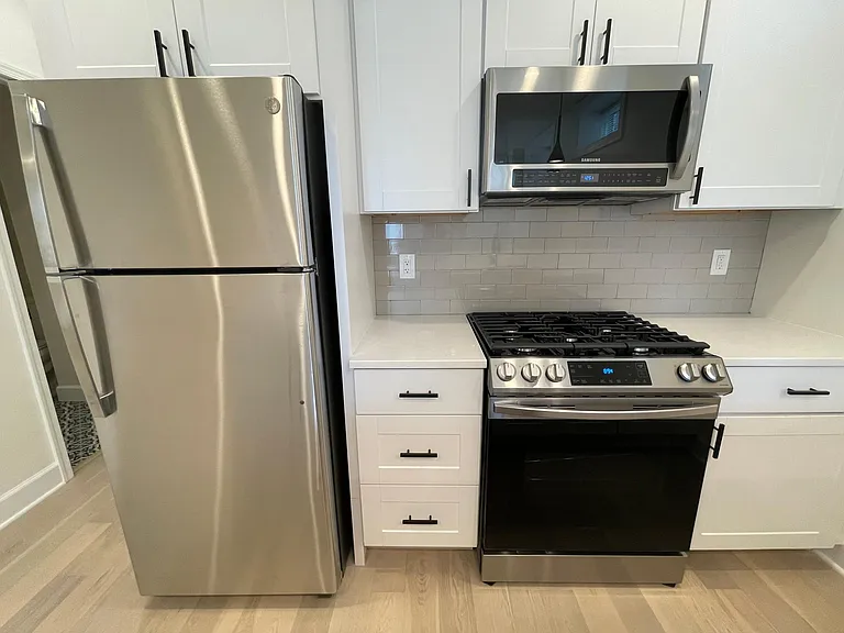 75 Florida Ave NW #1 — Photo 12