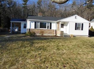 52 North St, Douglas, MA 01516