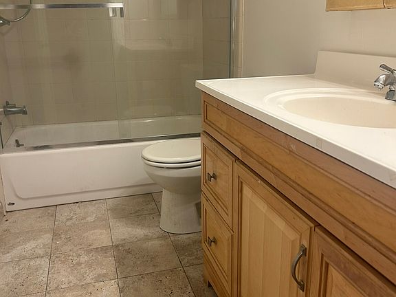 4th image of 825 Cowper St APT F