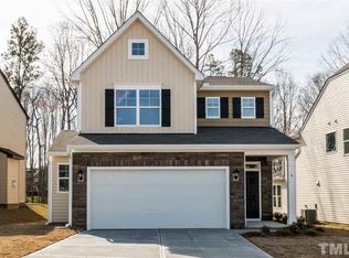 4 Roterham Dr, Clayton, NC 27527