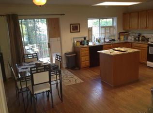 322 Hedgestone Ter NE, Leesburg, VA 20176