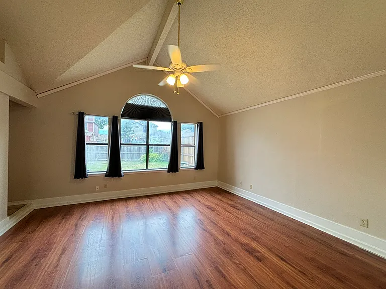 7879 Excaliber Rd — Photo 3