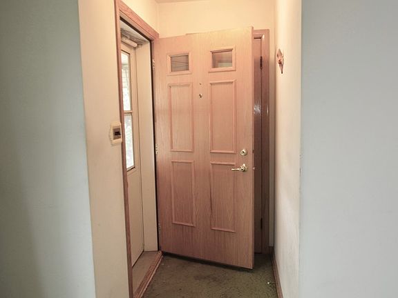 4th image of 5625 S Kilbourn Ave