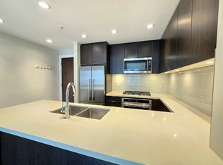 255 W 1st St #305, North Vancouver, BC