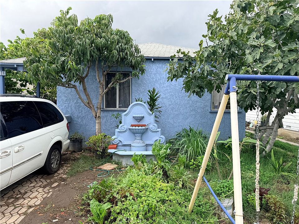 2nd image of 5467 California Ave