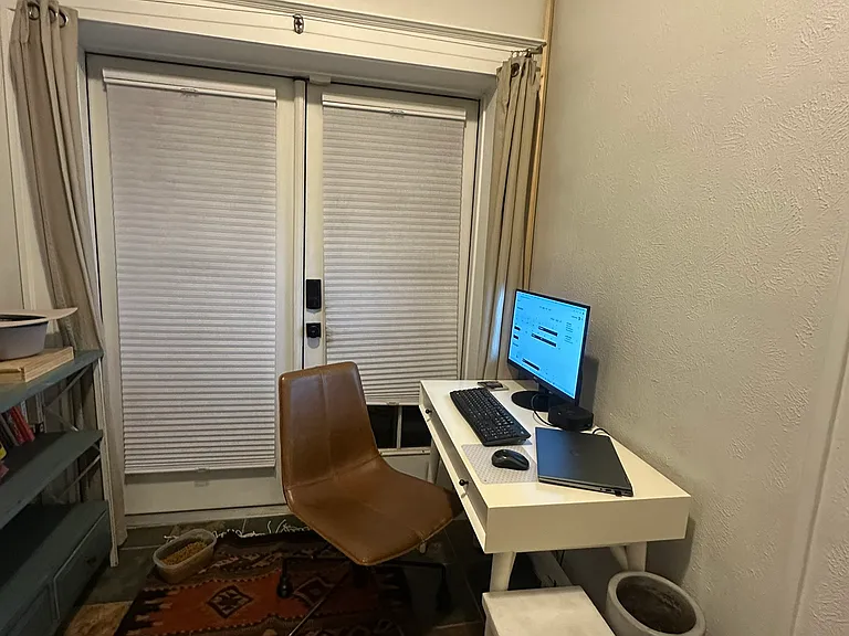flex room - for office or daybed