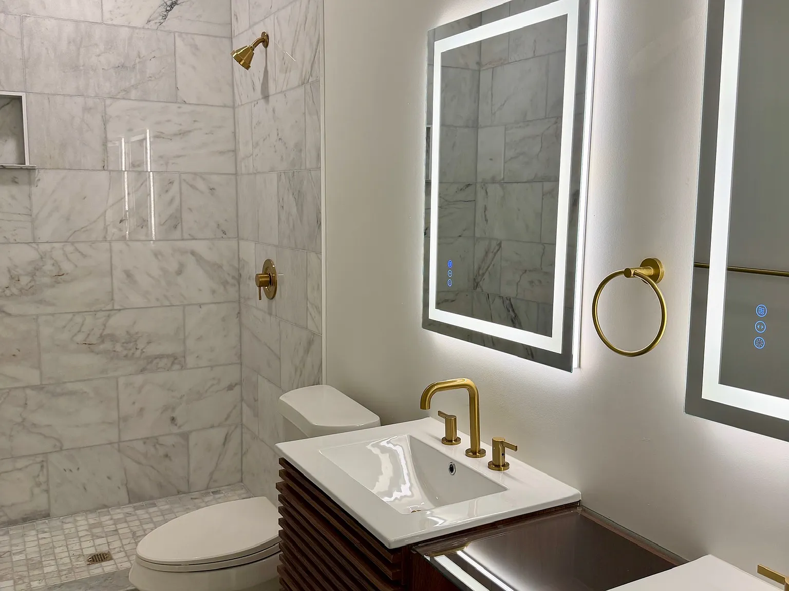 2 bed, 1400 sqft, $2,199 — Photo 3