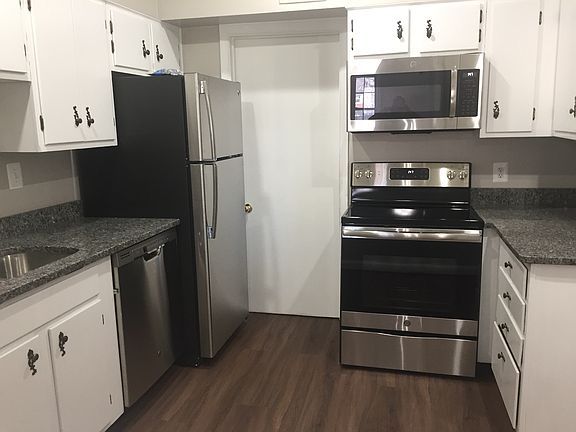 5th image of 4202 River Rd NW #2