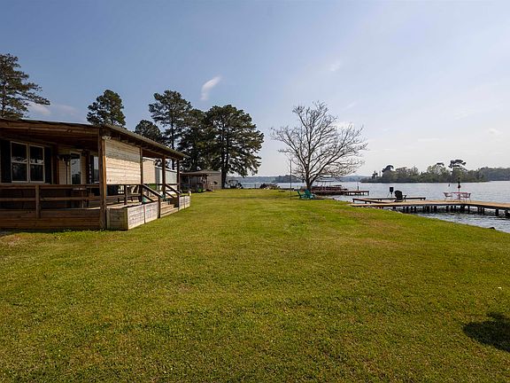 2nd image of 50 New Shelby Peninsula Rd