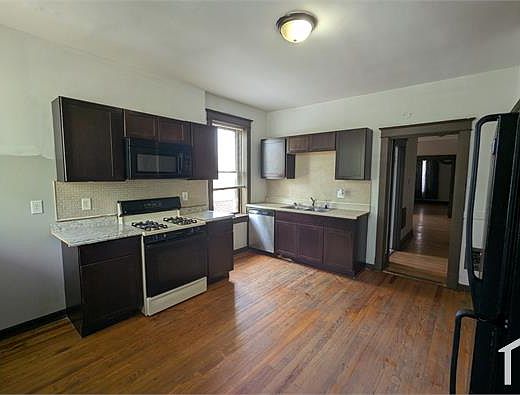 3rd image of 4672 Tennessee Ave #2F