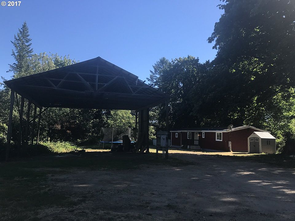 2nd image of 5710 Lewis River Rd