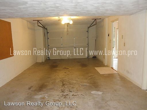 4th image of 3394 Londonderry Ln