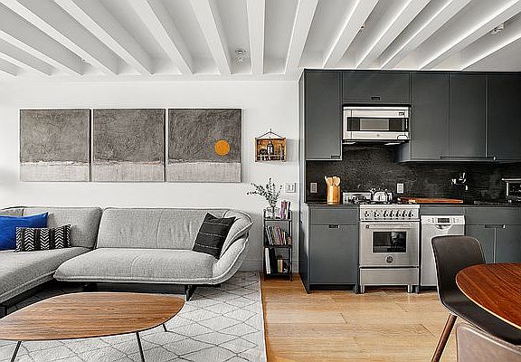 4th image of 366 W 11th St APT 8A