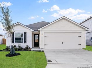 2806 Forsyth Cyn, Converse, TX 78109