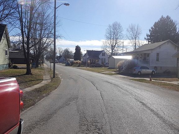 5th image of 222 S Jackson St