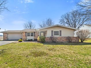 612 E McDonald St, Hartford City, IN 47348