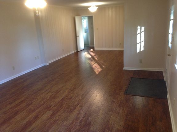 Great room - tile/wood floor