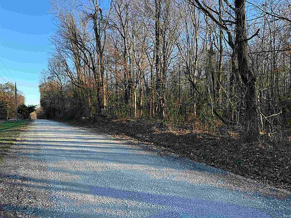 3rd image of 3 E County Road 550 N