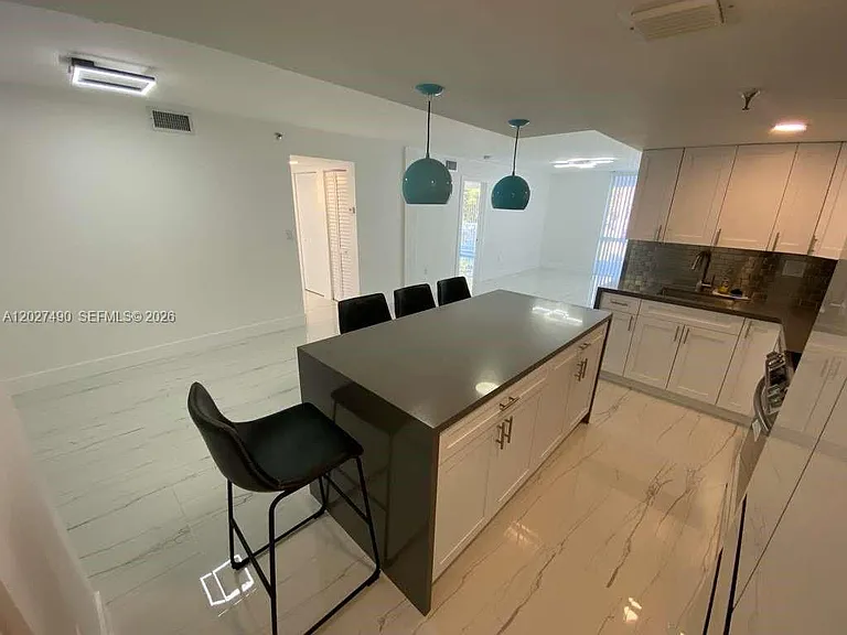 7832 Collins Ave #201 — Photo 7
