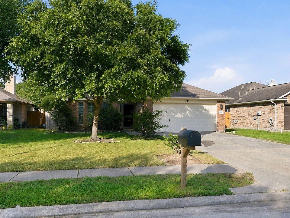 1st image of 24022 Lestergate Dr
