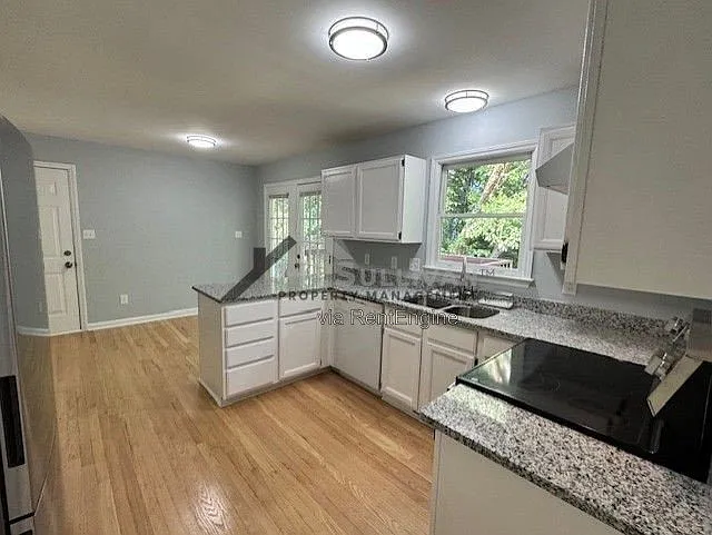 302 Rushingwater Dr — Photo 6