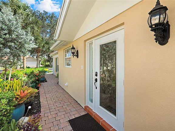 2nd image of 5425 Guadeloupe WAY